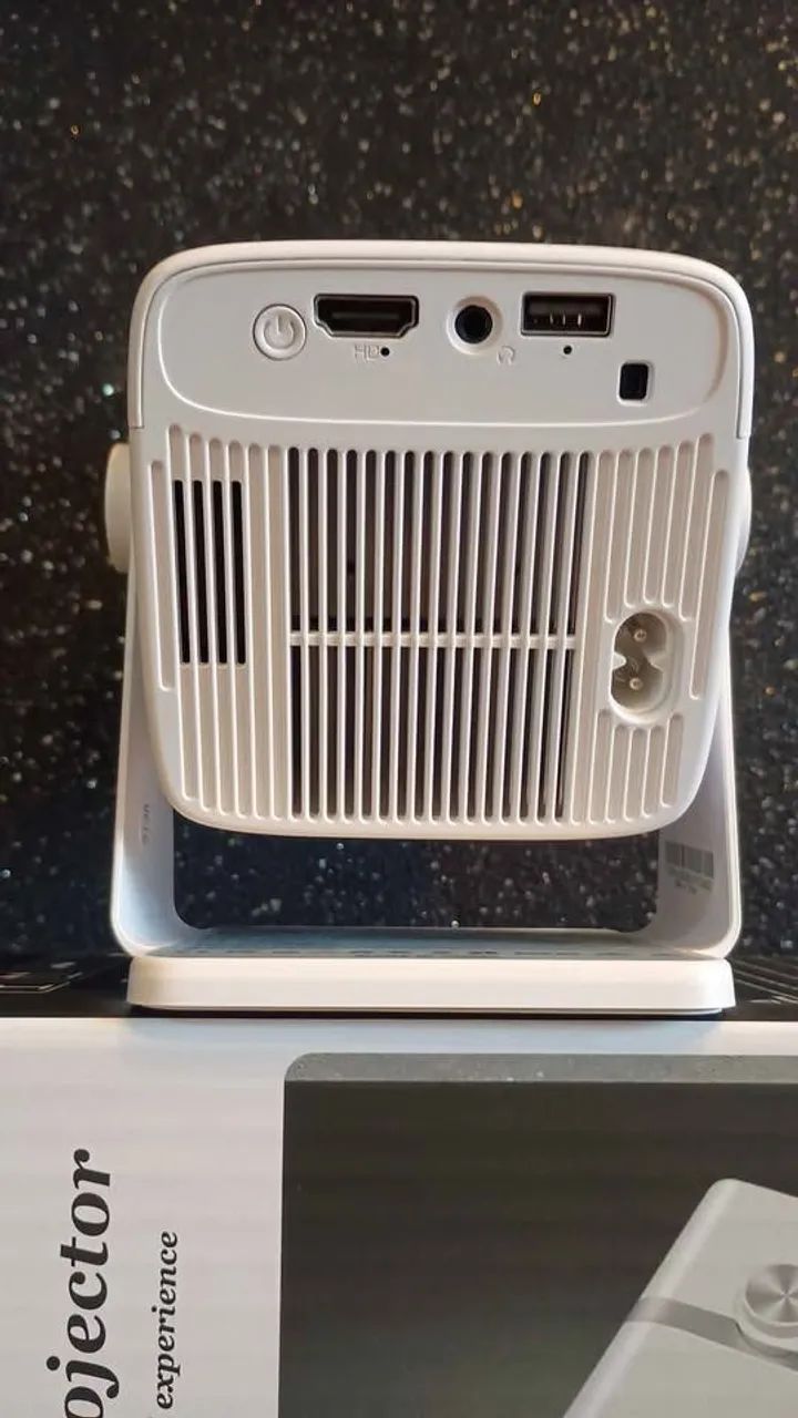 Projetor Thundeal TD80W NOVO - Foto 4