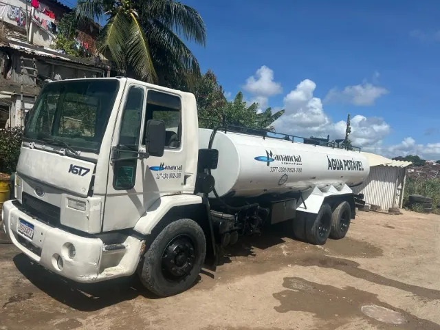 VENDE CAMINHÃO PIPA FORD CARGO 1415 ANO 1999 TRUCADO