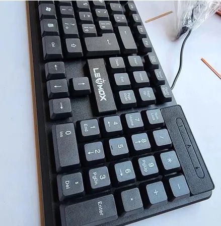 Teclado Padrão ABNT2 Cor Preto USB z1004 - Foto 4