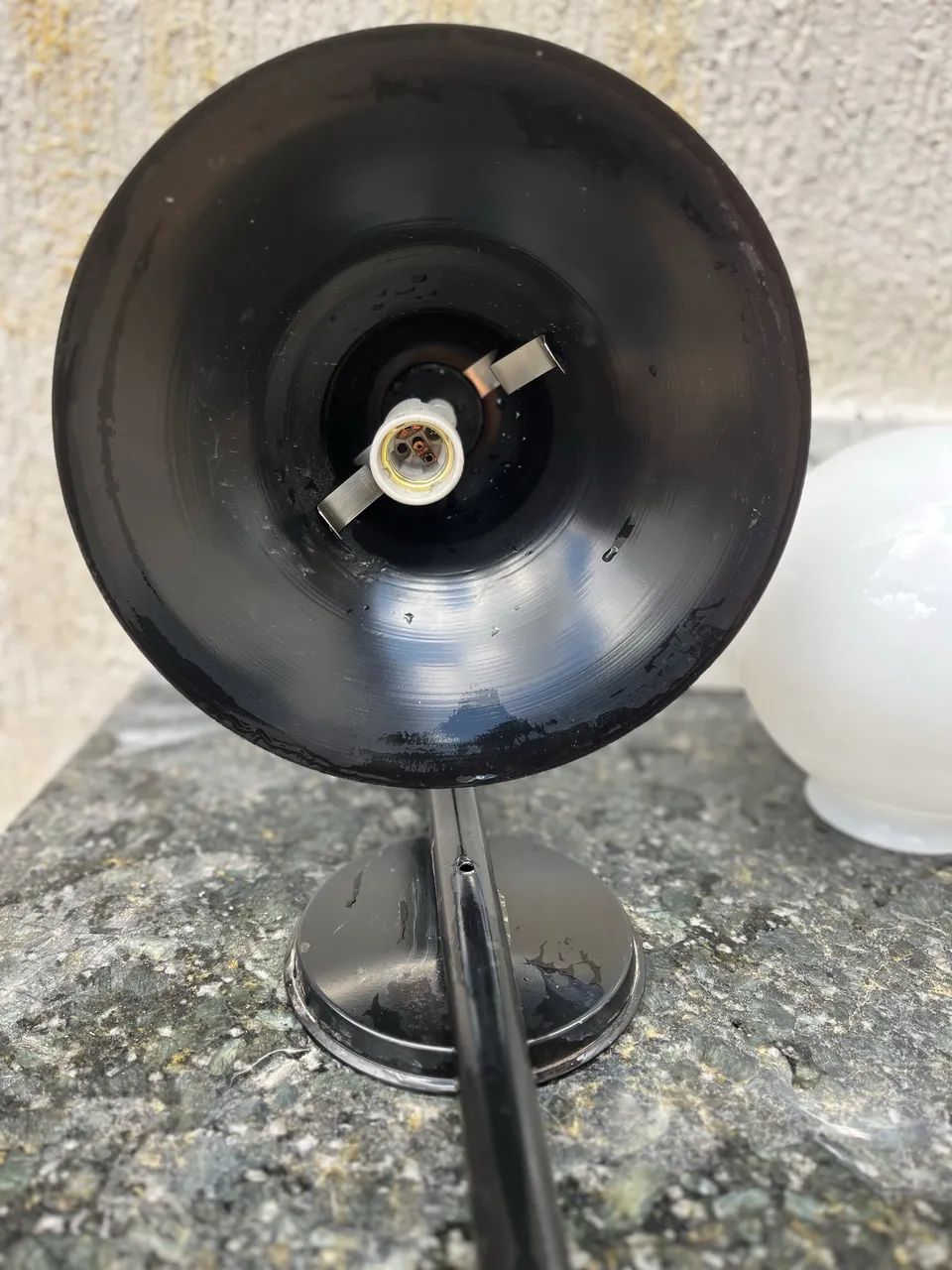 Arandela com globo de vidro  - Foto 2