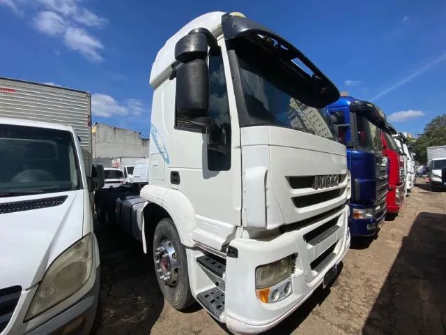 IVECO STRALIS 570S 6X2 2011