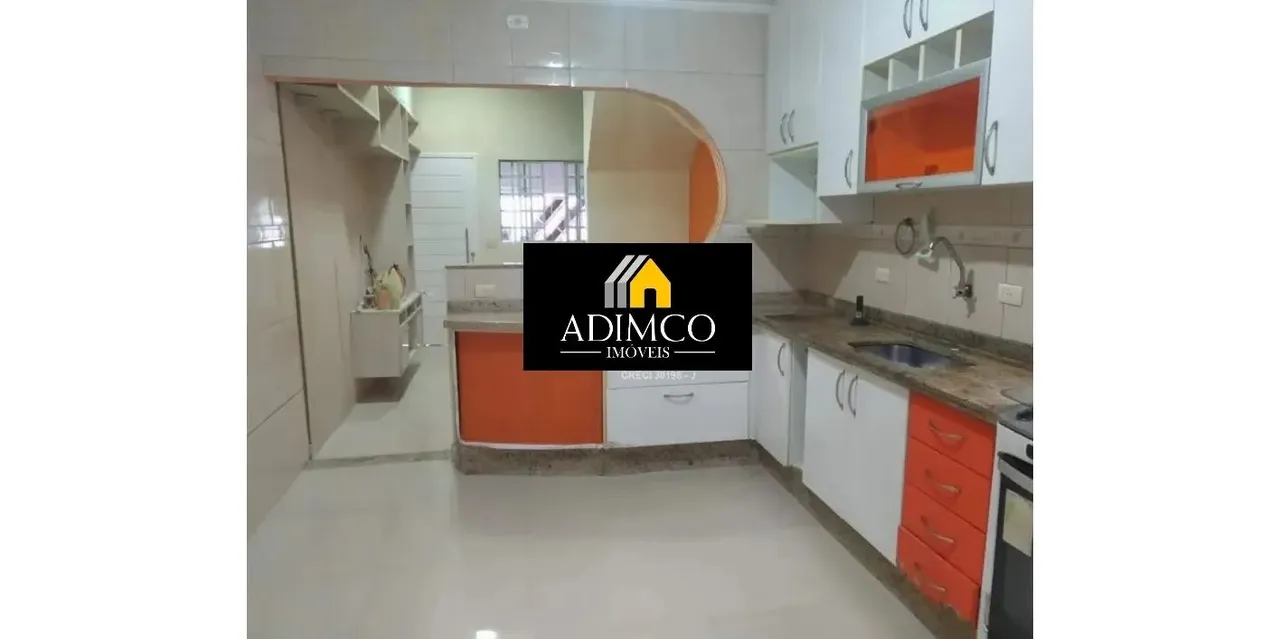 VENDE-SE EXCELENTE SOBRADO NO BELEM ZONA LESTE