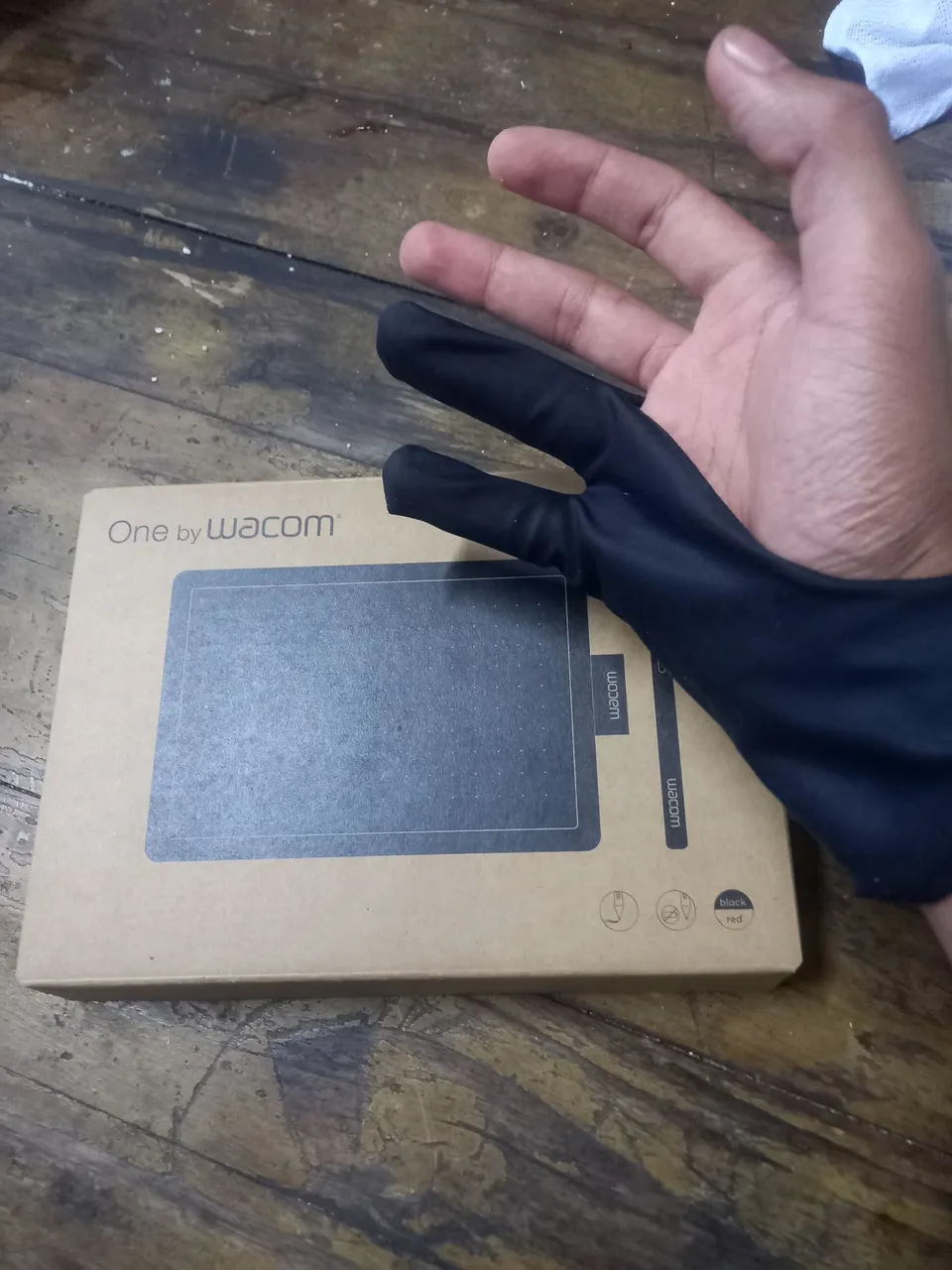 Mesa Digitalizadora Wacom One + Luva grátis