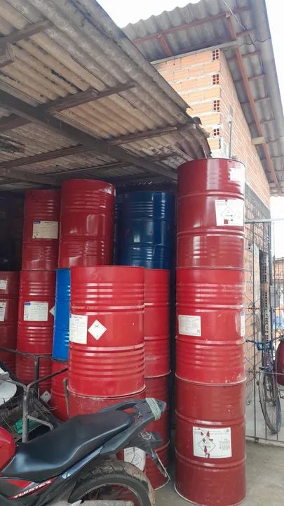 Vendo tambor de 200 litros 