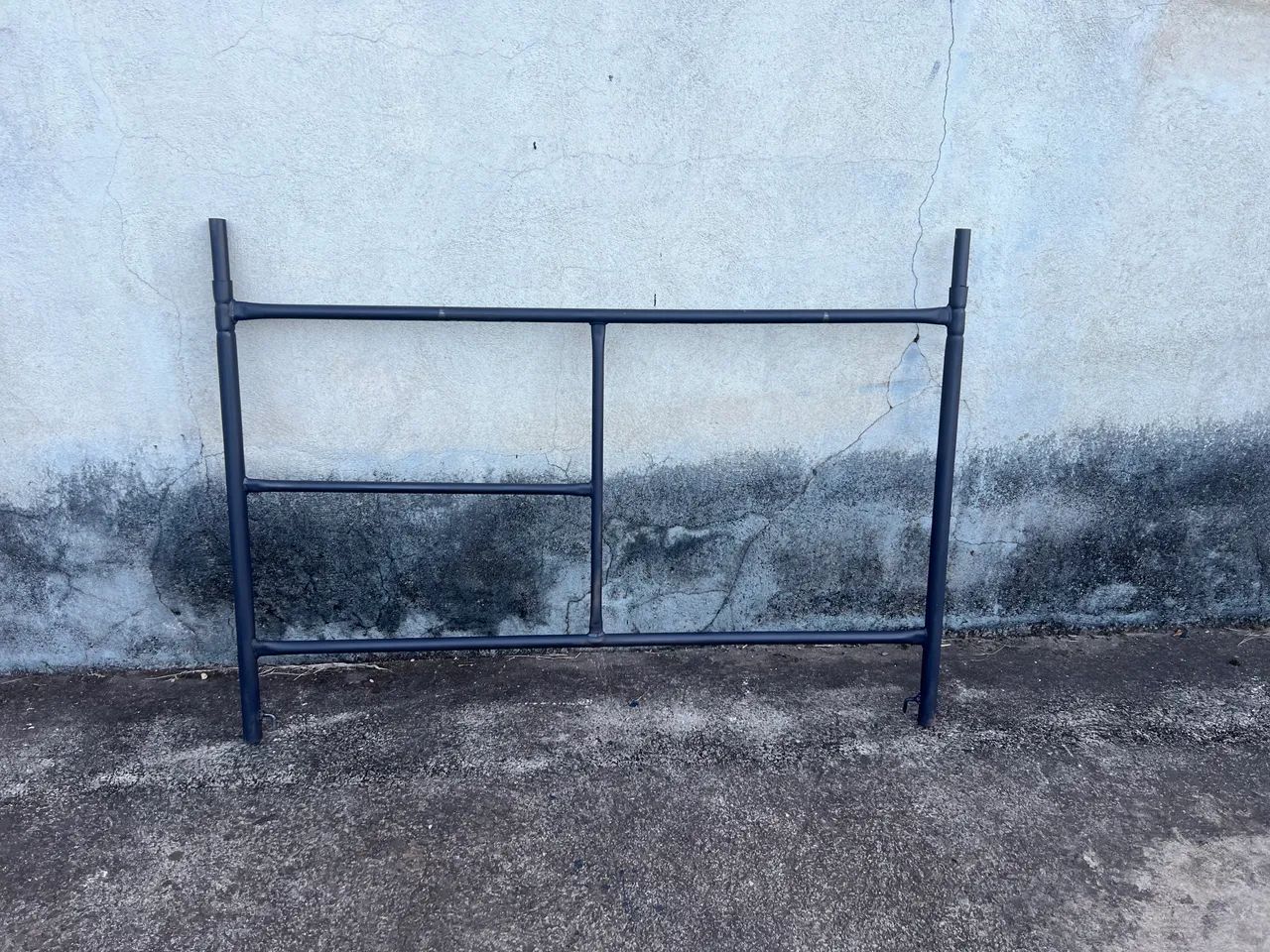 Andaime 1x1,5 novo 145 cada peça  - Foto 2