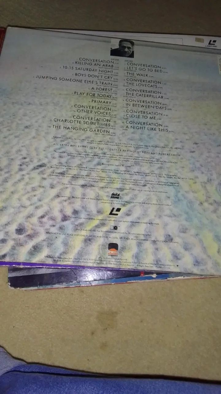 LD The Cure: Staring at the sea - the images