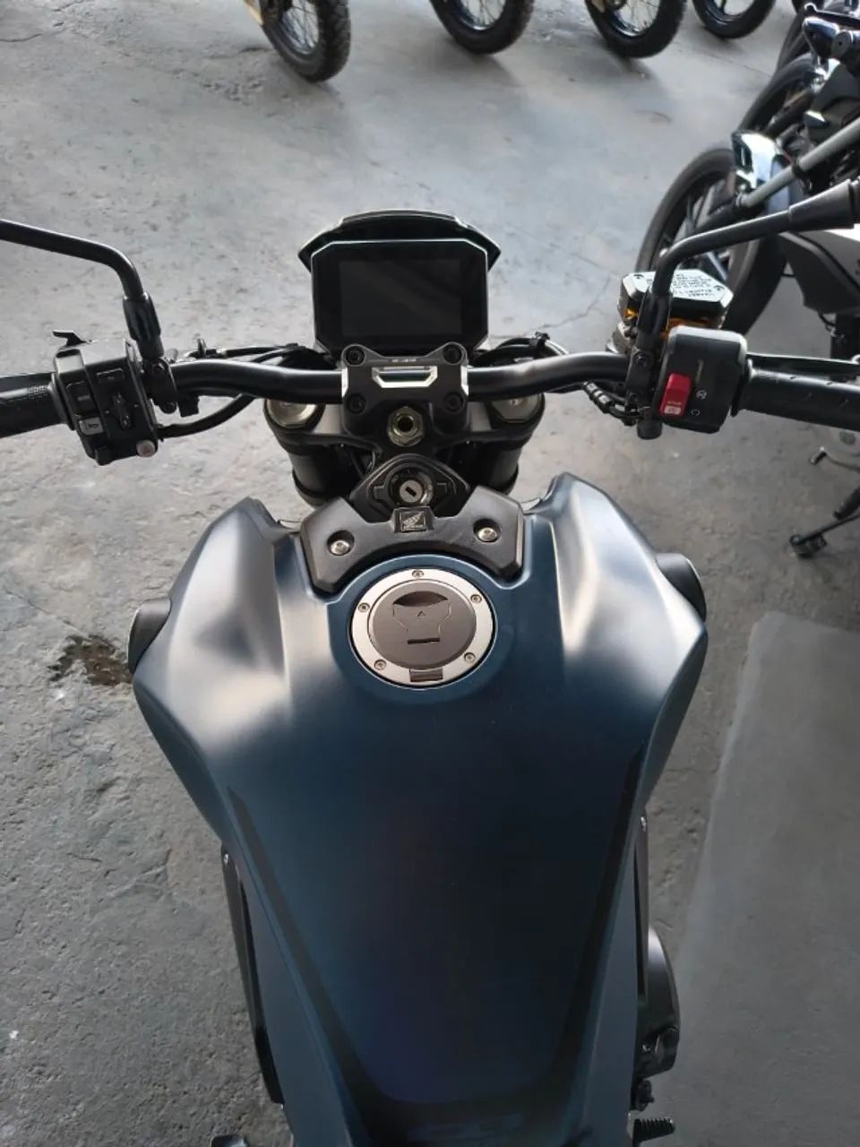HONDA CB1000R BLACK EDITION  - Foto 3