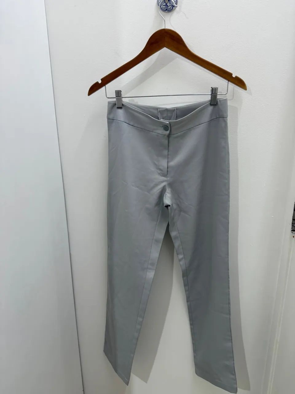 Calça feminina social cinza 
