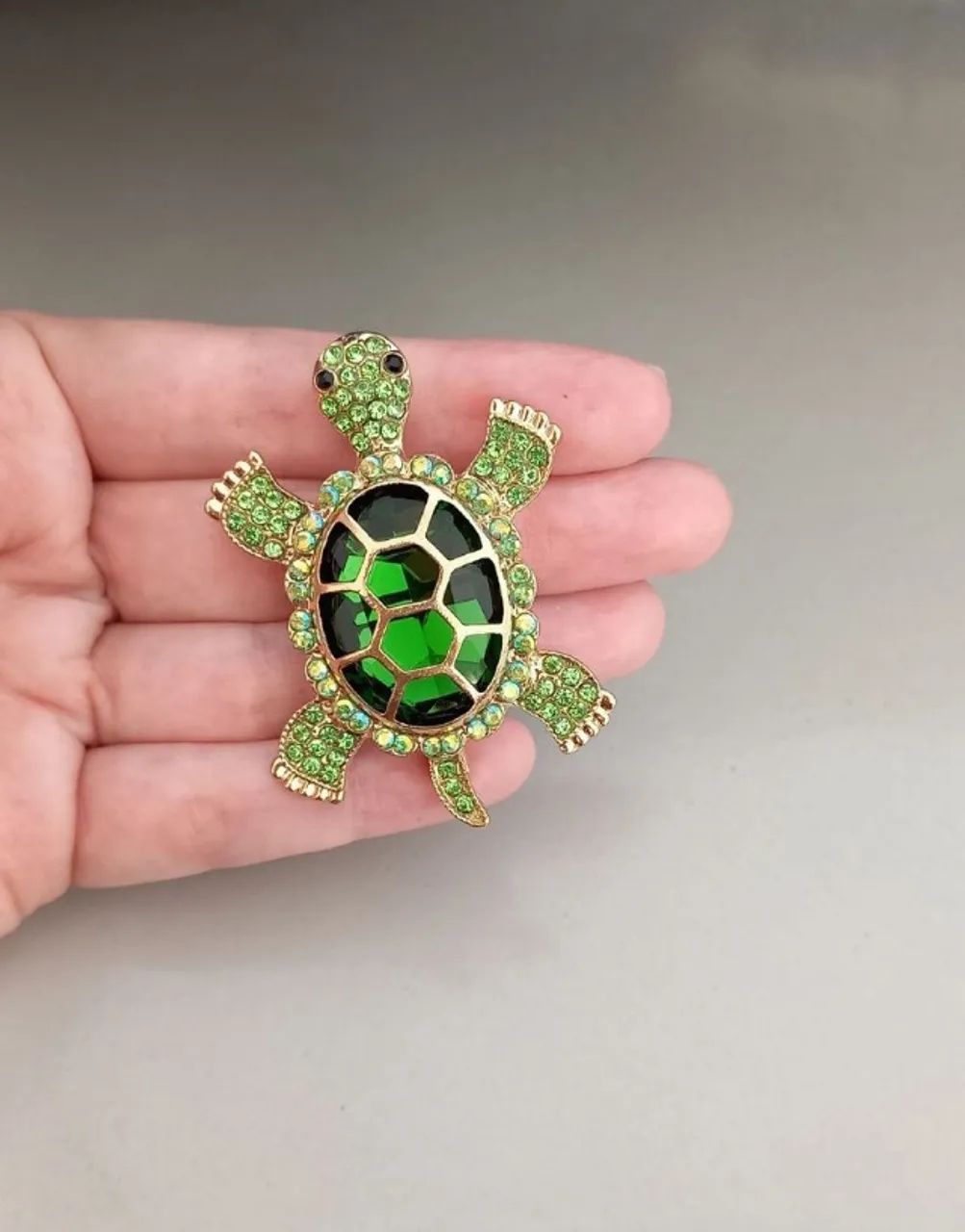 Broche de Tartaruga Strass Verde (novo) - Foto 2