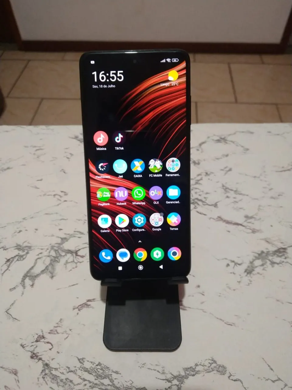 Smartphone Xiaomi com Tela Incrível e Desempenho Top!