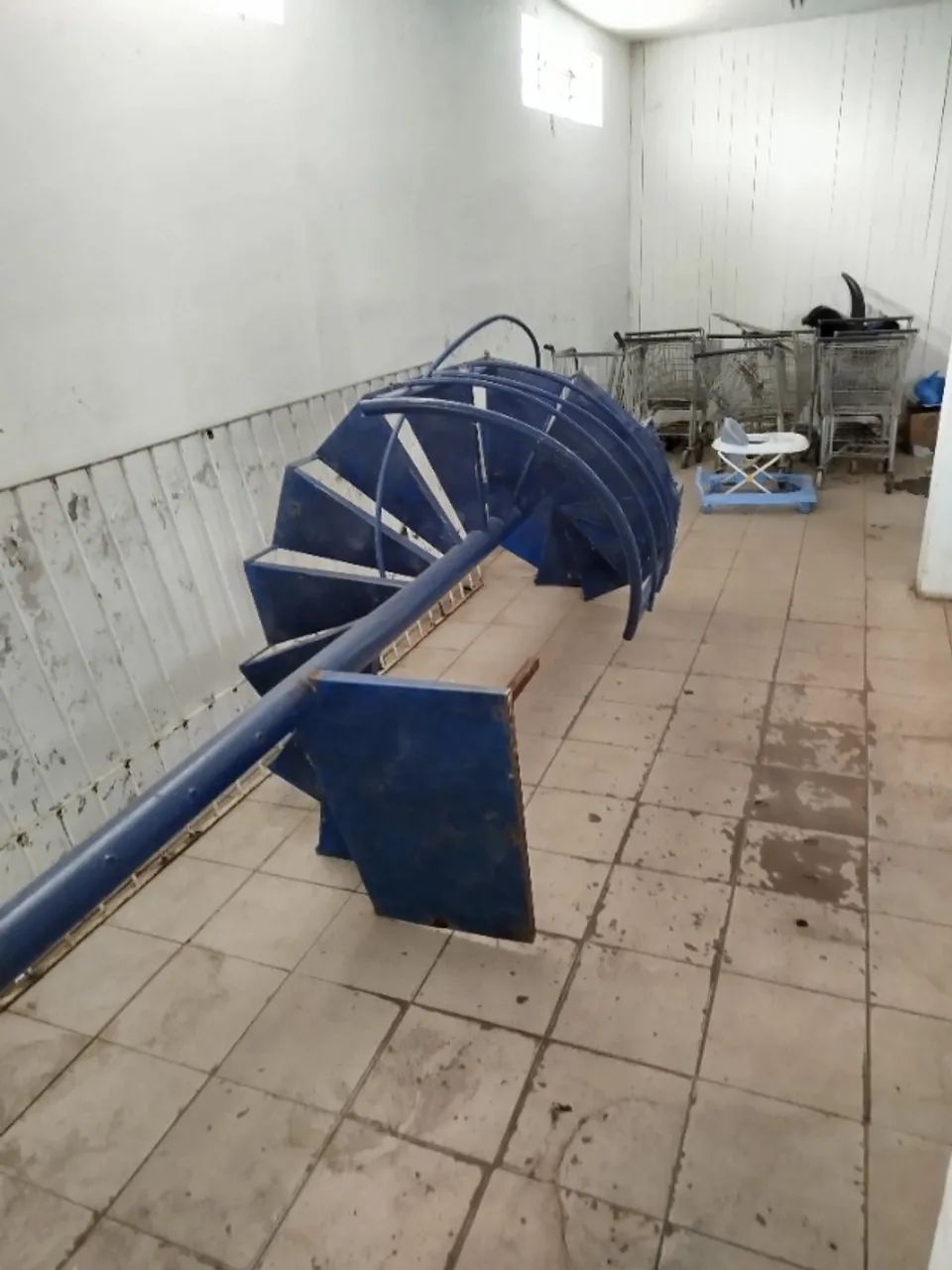 Escada caracol 2.5mt - Foto 2