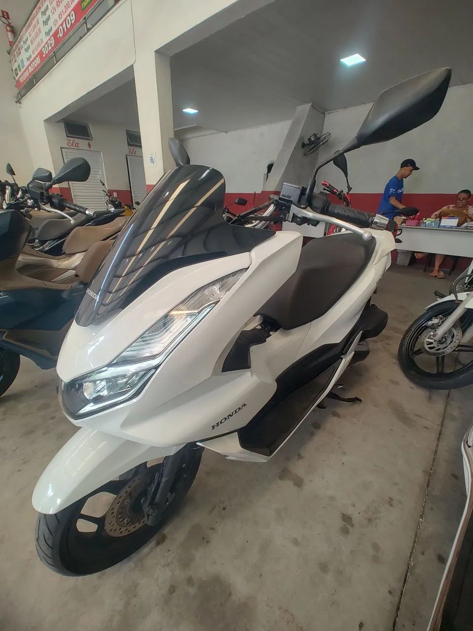 Honda PCX 2023 - Foto 3