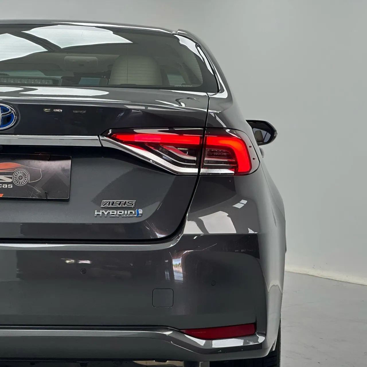 Corolla Altis Premium 1.8 Híbrido C/ Teto Solar 2023- Oportunidade Unica