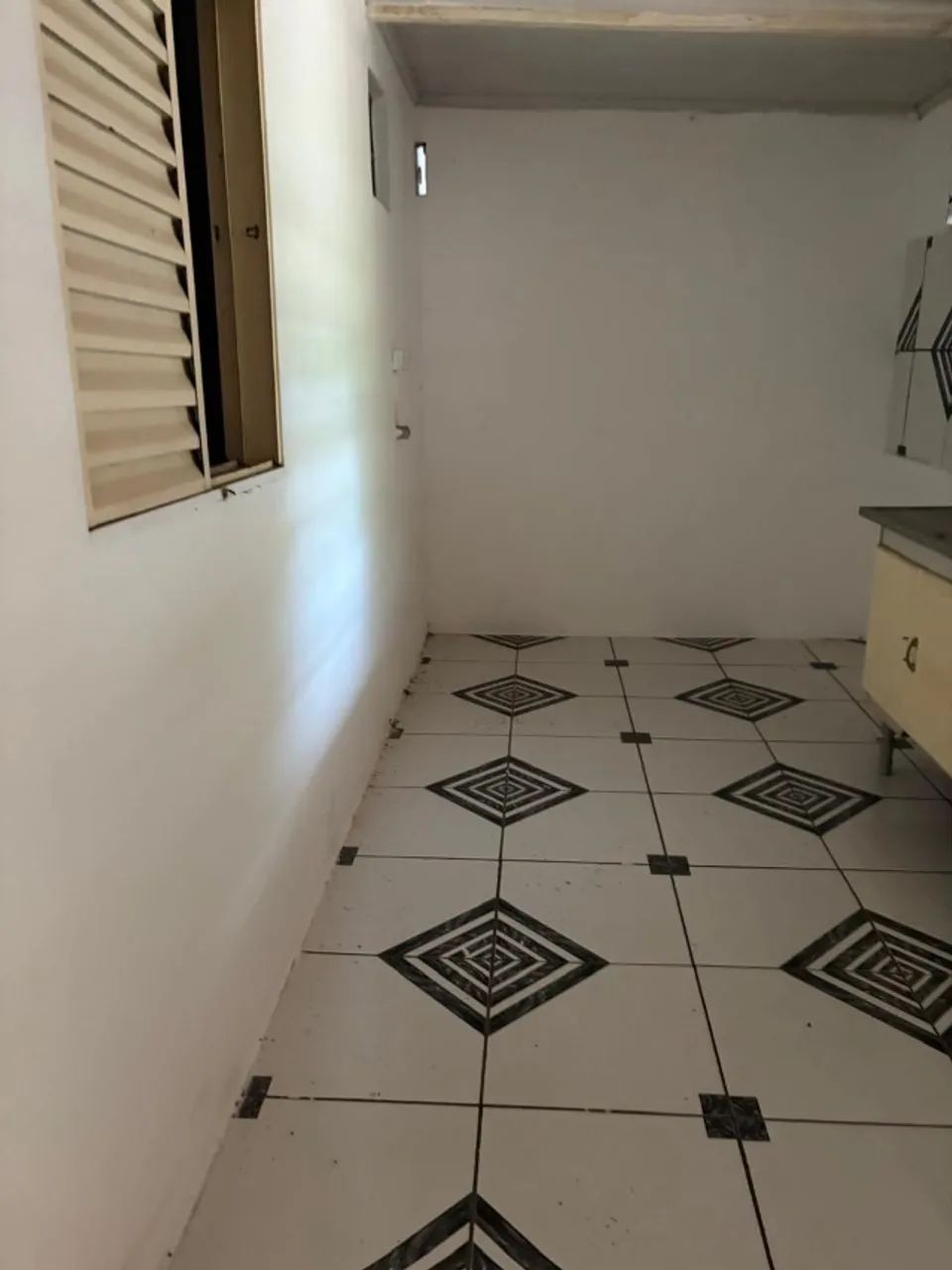 Kitnet espaçosa no Taveirópolis - Foto 5