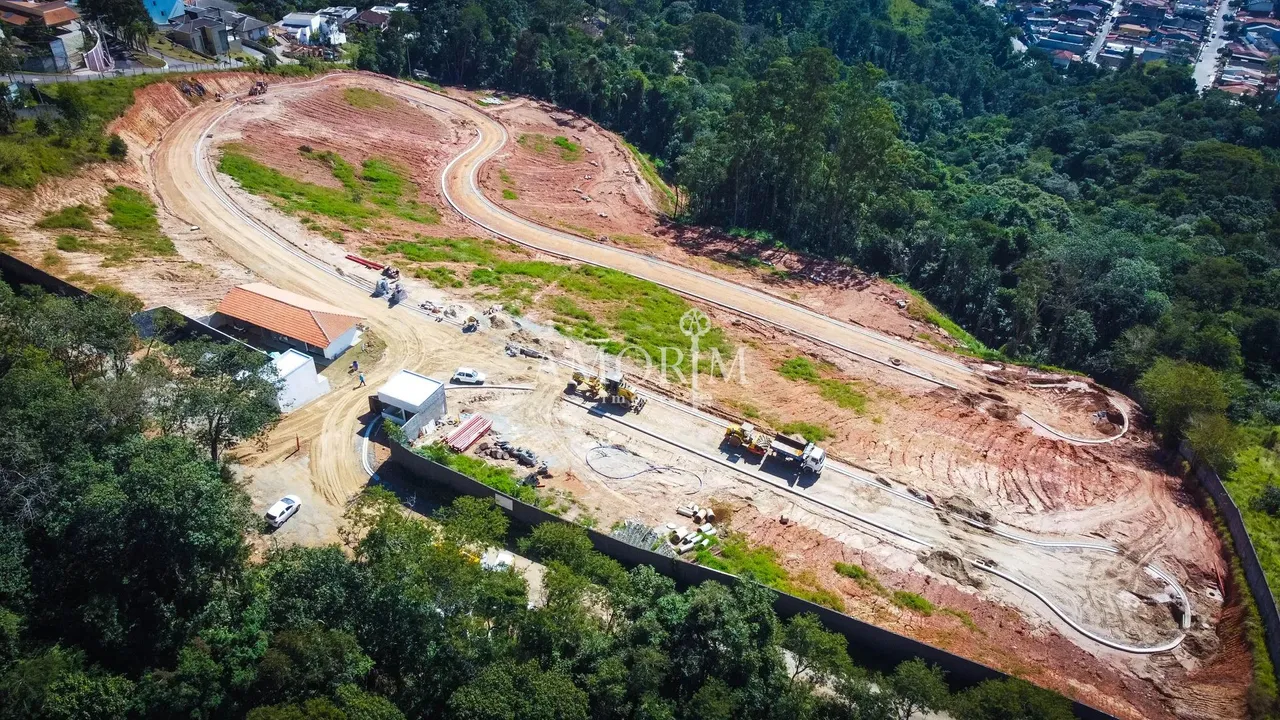 LOTES À VENDA EM CONDOMÍNIO FECHADO - CAJAMAR/SP