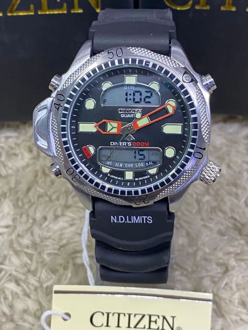 Relógio Citizen C500, pulseira em Borracha  - Foto 4