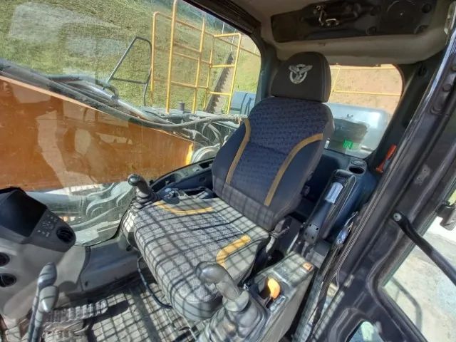  ESCAVADIRA ESTEIRA CASE CX 350 35T - Foto 2