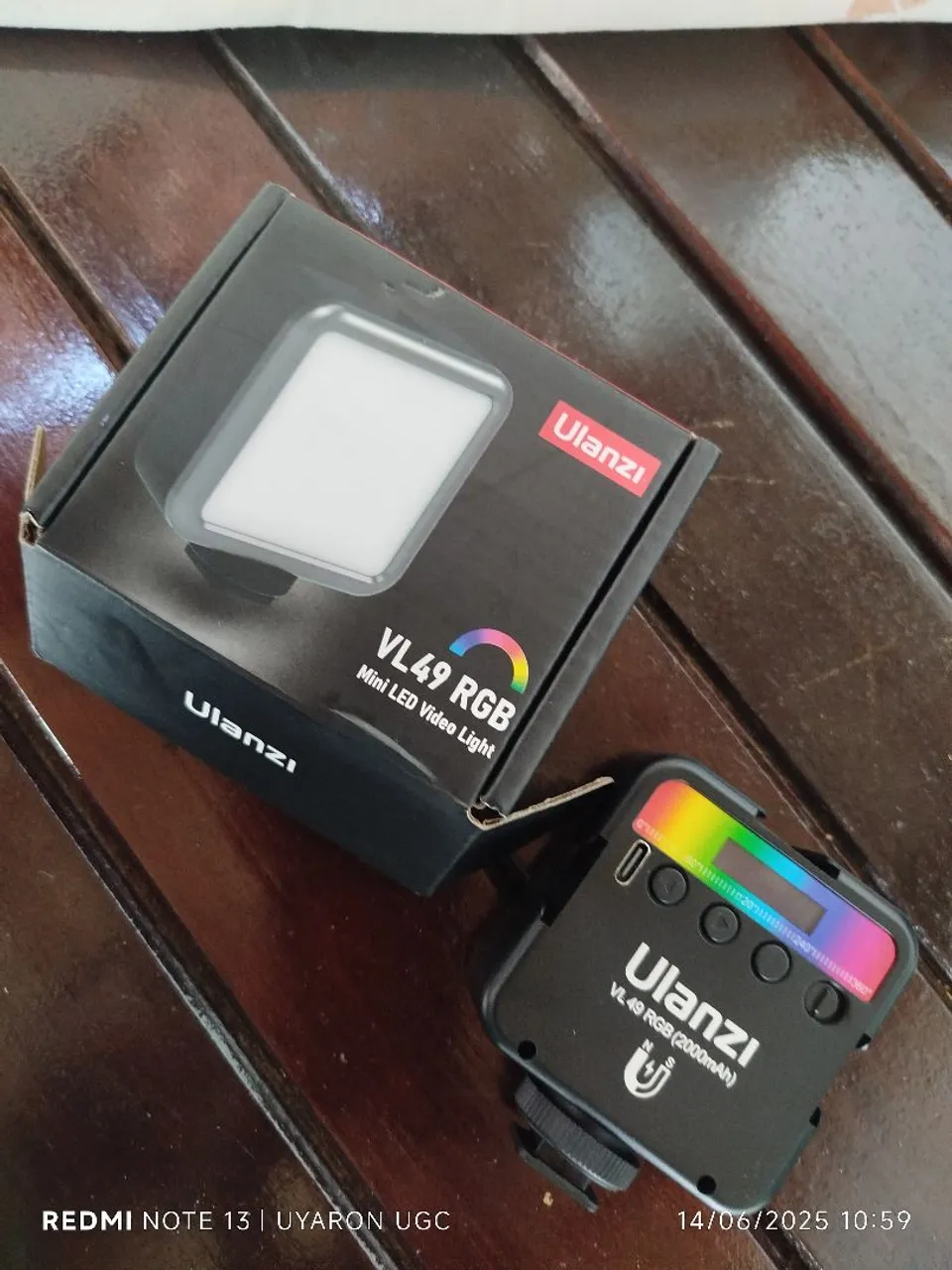 Mini LED Video Light Ulanzi VL49 RGB
