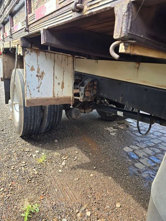 Ford Cargo 1317 ano 2011 motor novo - Foto 6