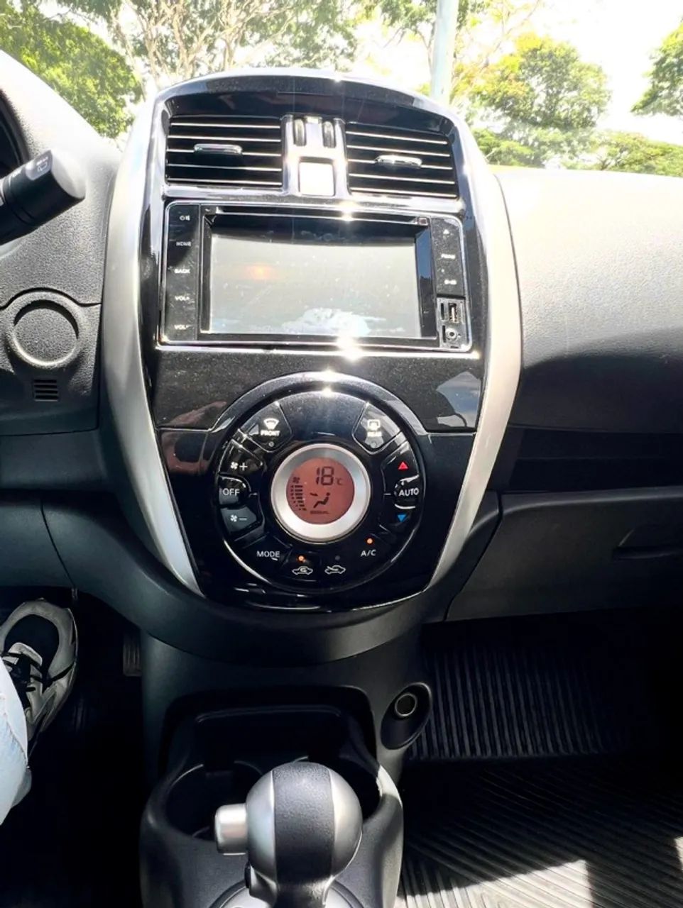 Nissan - March SL 1.6 CVT 2018 (Aceito trocas)  - Foto 15