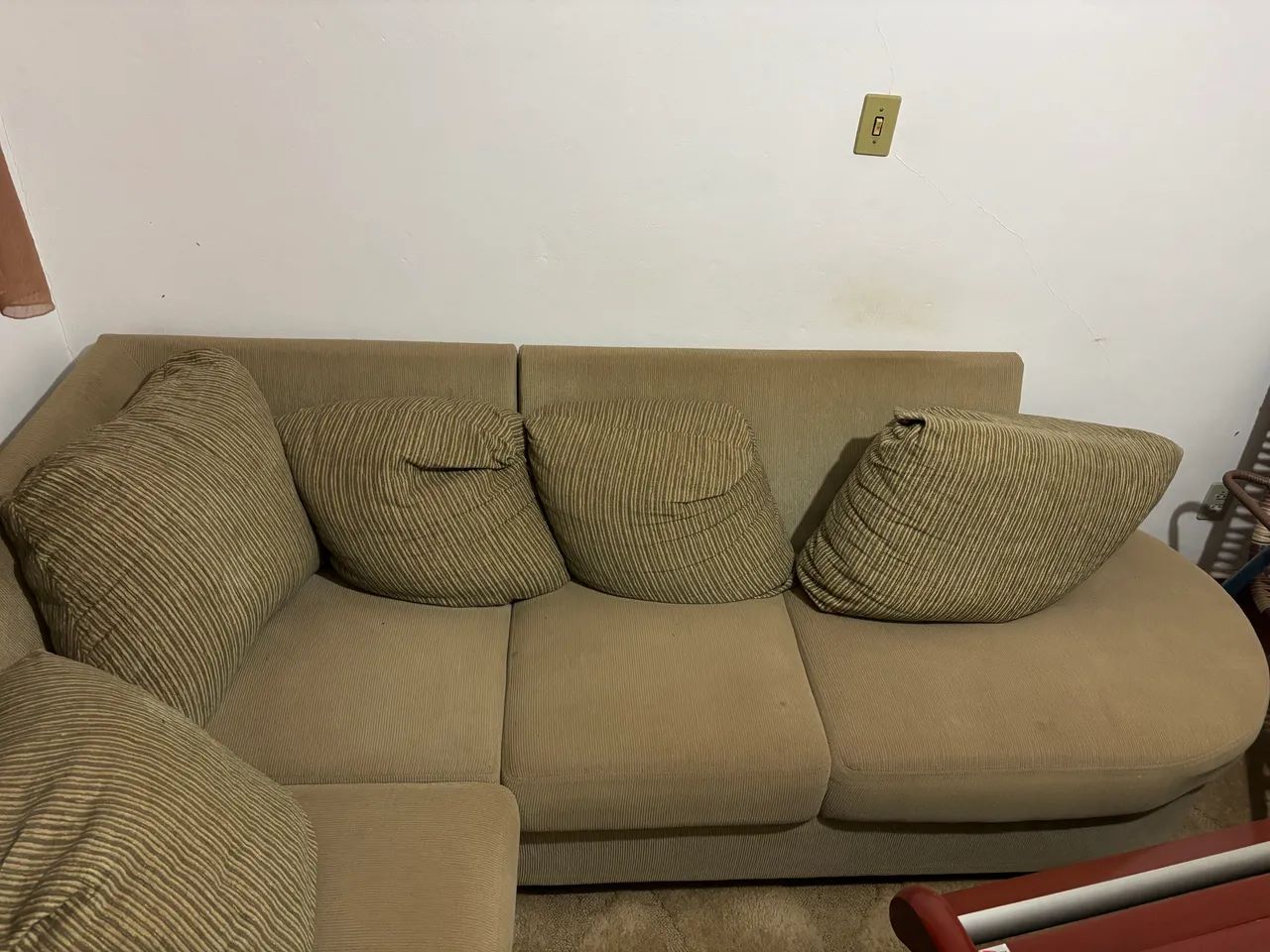 Sofá de Sala em L Estofado  - Foto 4