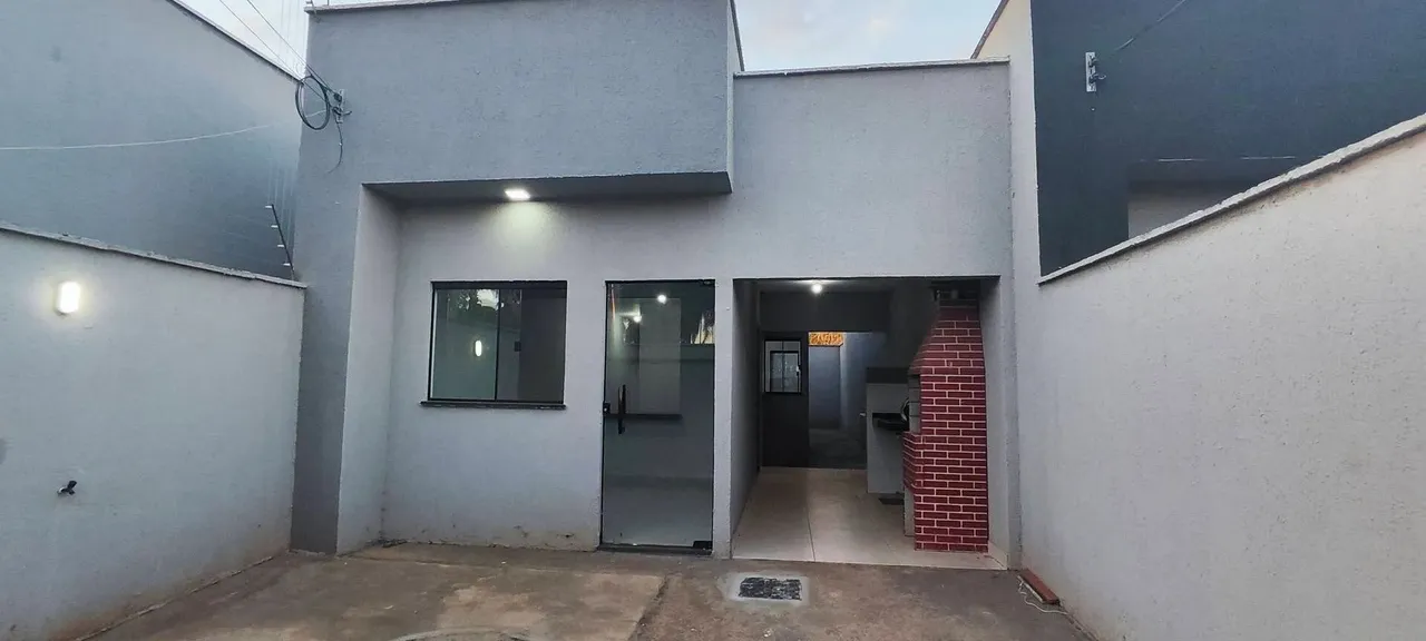 Aluguel 2/4 Nova Canaã, Trindade R$750 leia descrição