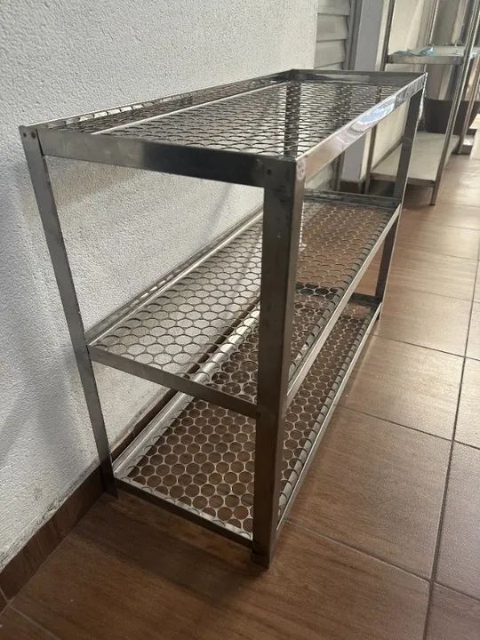 Estante com 3 prateleiras escorredor de copos - Foto 2