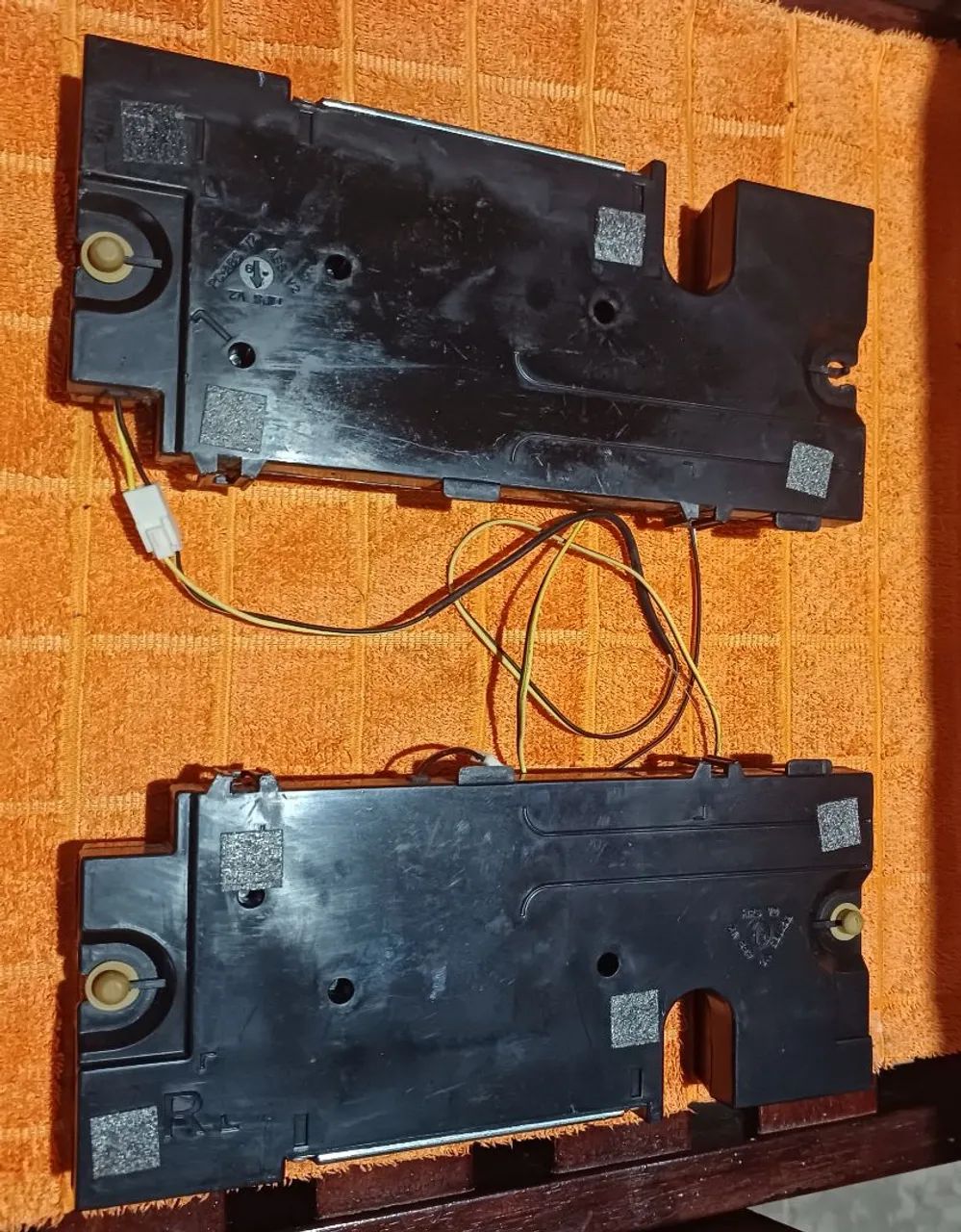 Peças para TV -Par de autofalantes  - Foto 3