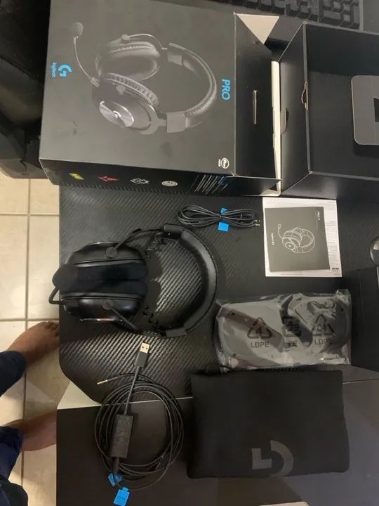 Headset Gamer Logitech G Pro 