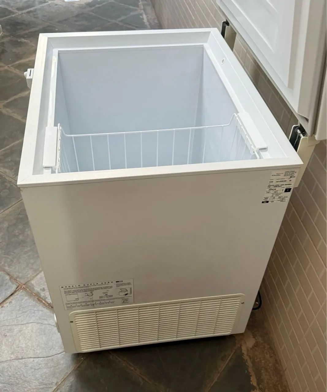 Freezer Horizontal Electrolux 226L - Foto 2