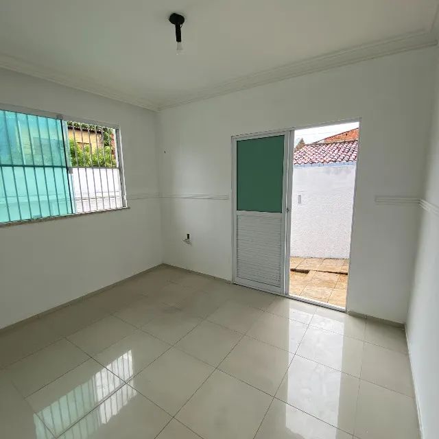 Casa com três quartos sendo um suíte - Jóquei - 108m²   - Foto 3