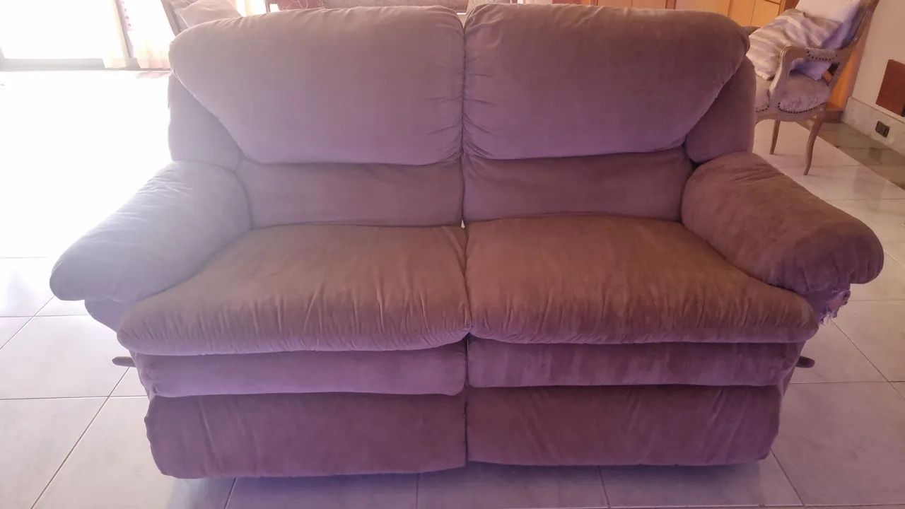 Sofá 2 lugares reclinavel