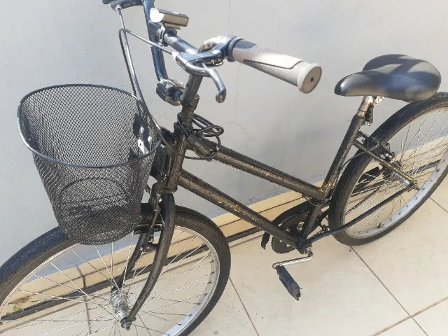 Bicicleta preta - aro 26