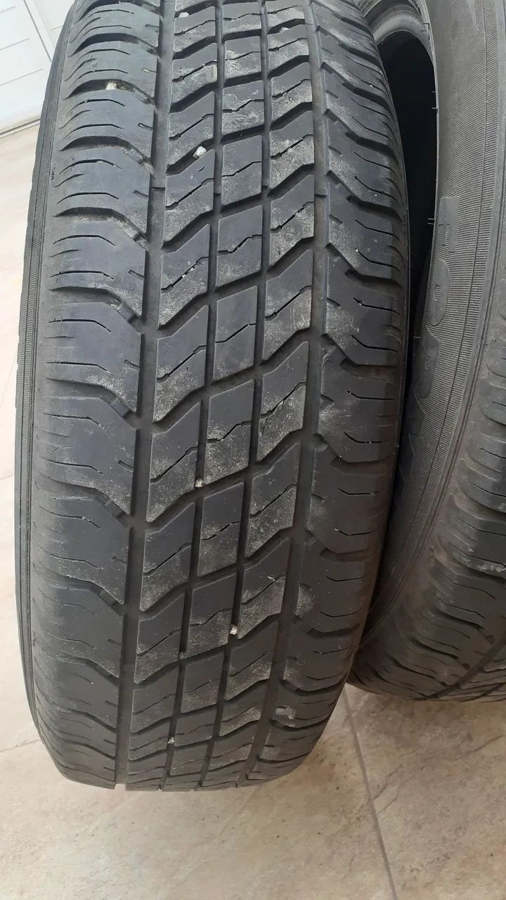 Pneus 225 65 R17 usados(o par) - Foto 2