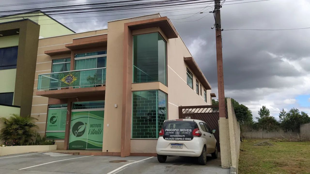 Sobrado comercial e residencial 