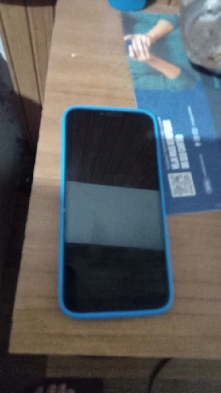 Vendo Motorola g7 Power semi novo R$ 350,00