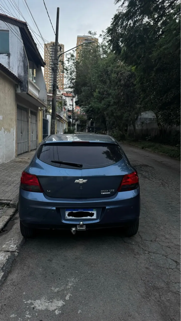 Onix LTZ 2015 - Vendo ou Troco