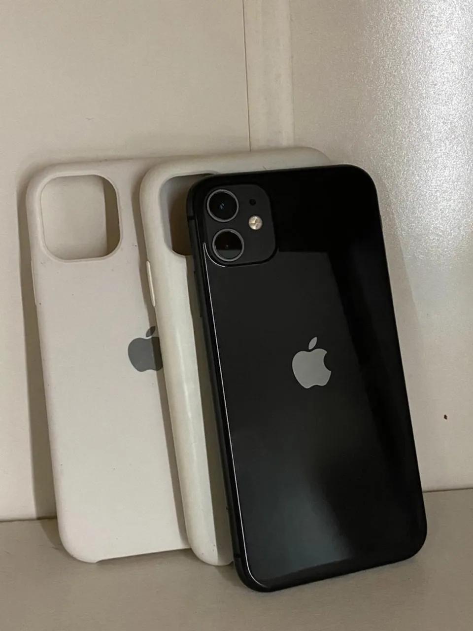 iphone 11 64 GB pra ir logo !