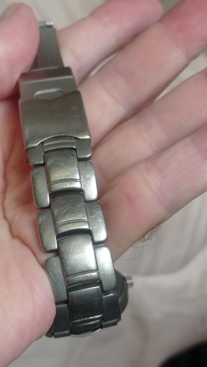 SECULUS TITANIUM QUARTZ DATE perfeito funcionamento todo original RARIDADE ESPETACULAR  - Foto 3