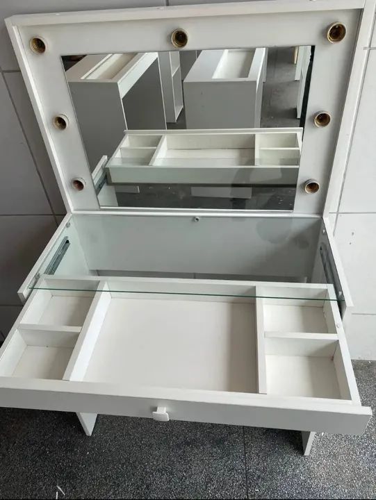 Penteadeira com Espelho e Iluminação - Foto 4