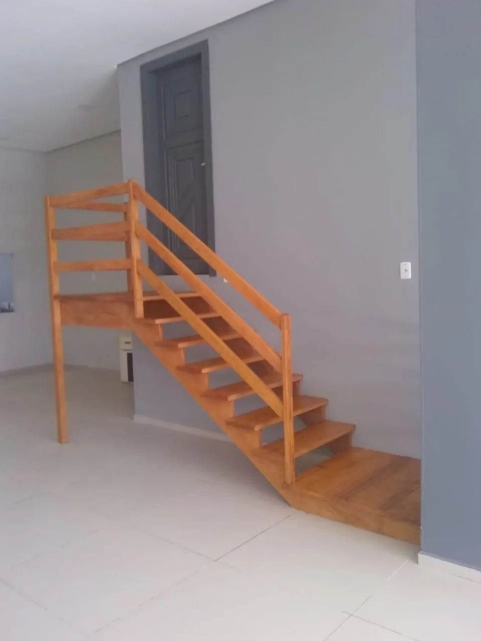 Escada madeira  - Foto 2