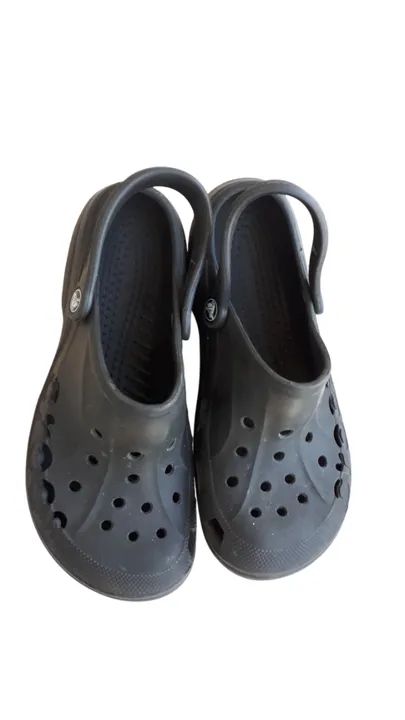 Crocs Preta Importada - Foto 2