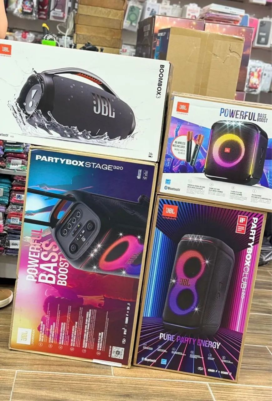 Caixas de Som JBL: Boombox 3, PartyBox Stage 320 e Club 120