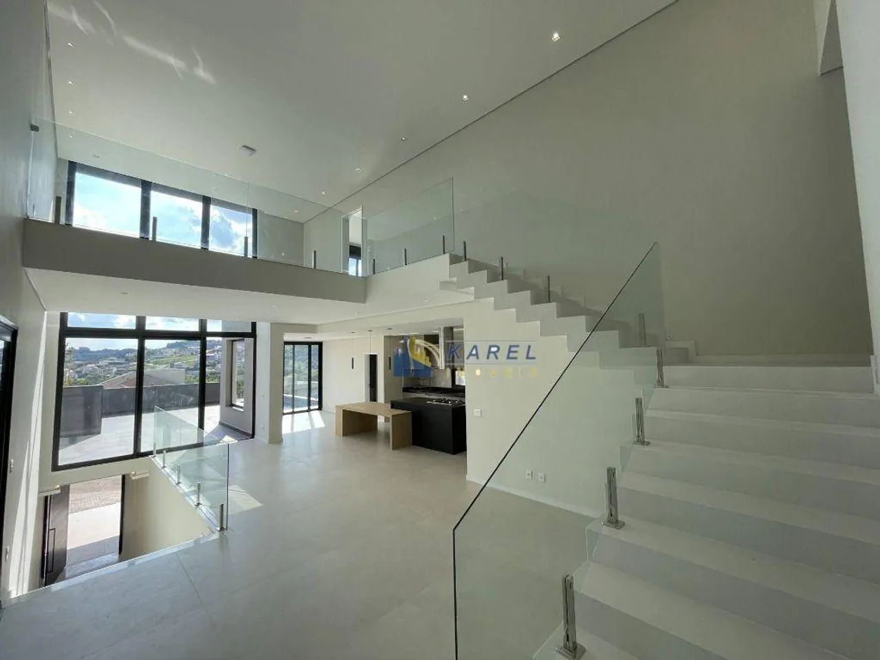 VENDO CASA NOVA com 3 Suítes, Piscina e Área Gourmet no CONDOMÍNIO FECHADO VALE DAS AGUAS 