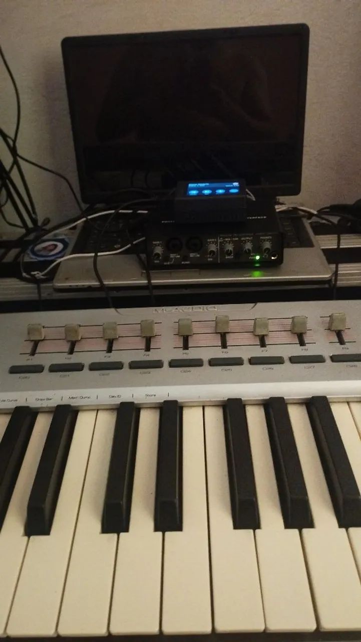  Controlador M Audio Oxygen 2 61 - Foto 3