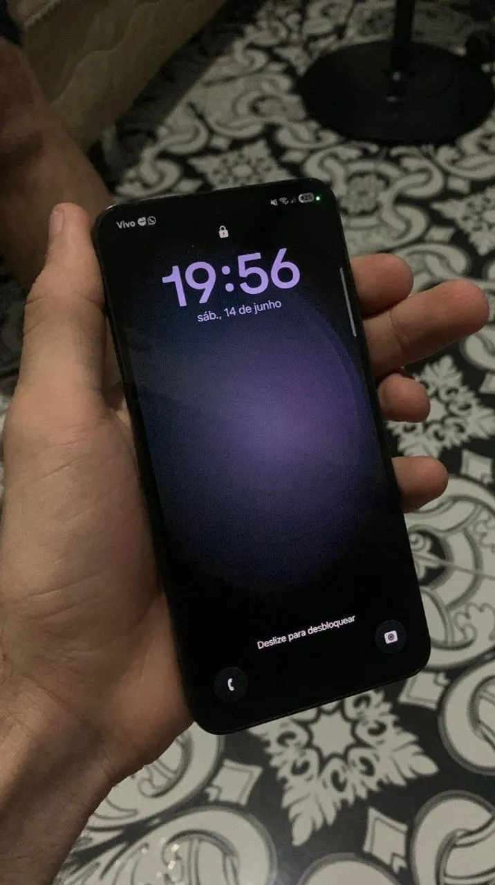Samsung S23