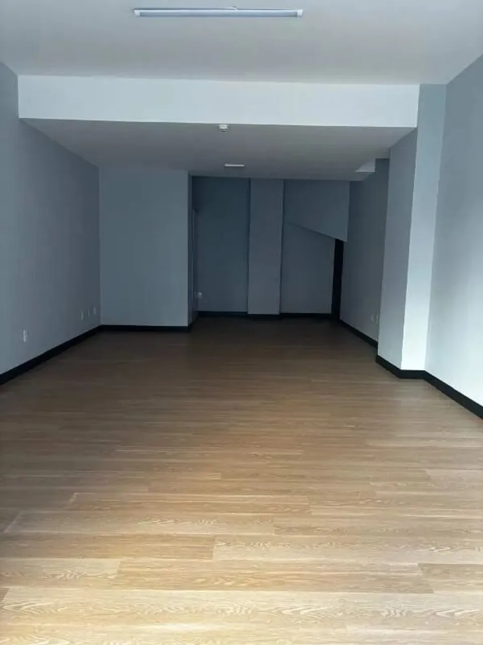 Sala comercial a venda em Balneário Camboriú