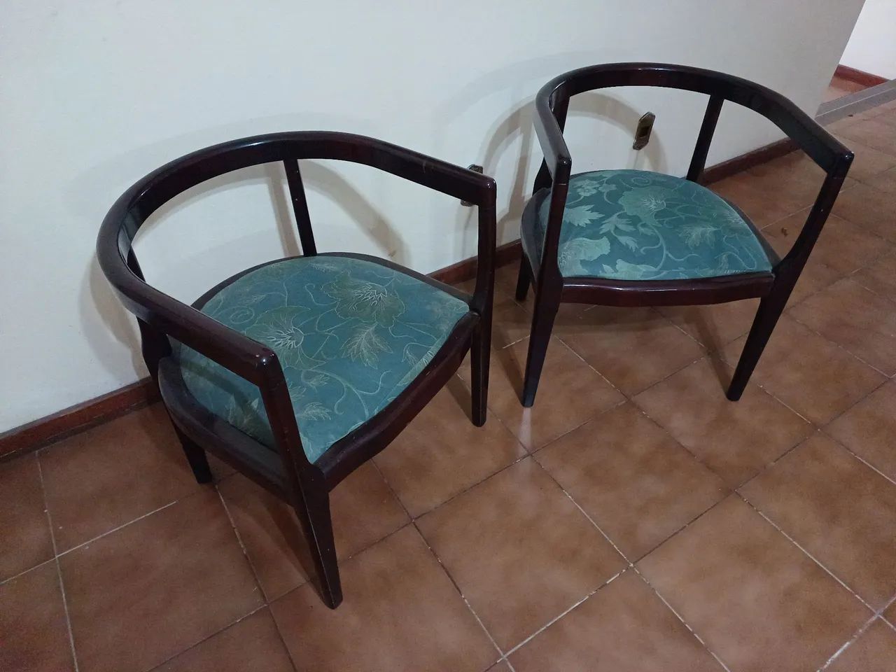 Par de Cadeiras Clássicas com Assento Estampado - Foto 3