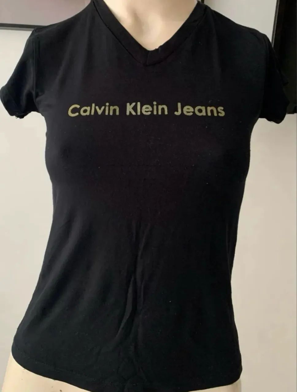 Camisa Babylook Calvin Klein - Foto 2