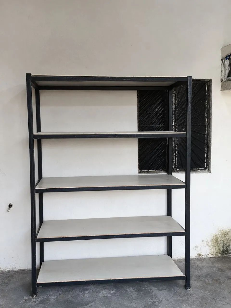 Estante Estilo Industrial Multiuso com 5 prateleiras 